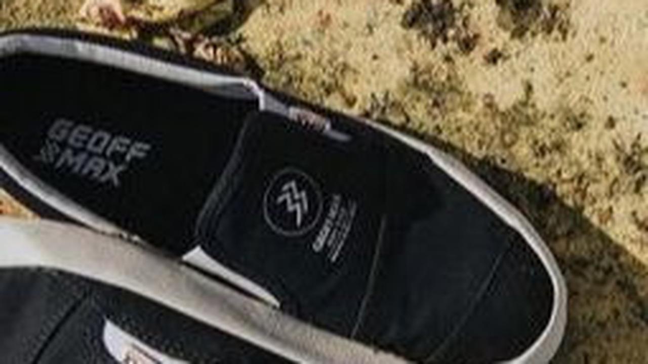 <b>Sepatu Lokal dari Bandung</b>