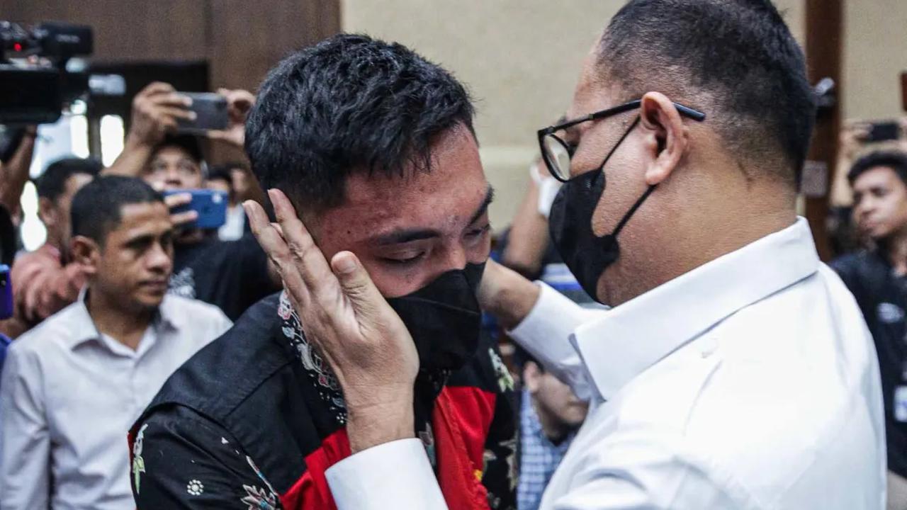 Merespons kericuhan publik, Menteri Keuangan Sri Mulyani meminta Inspektorat Jenderal Kementerian Keuangan untuk melakukan pemeriksaan terhadap Rafael pada Kamis 23 Februari 2023.<br>