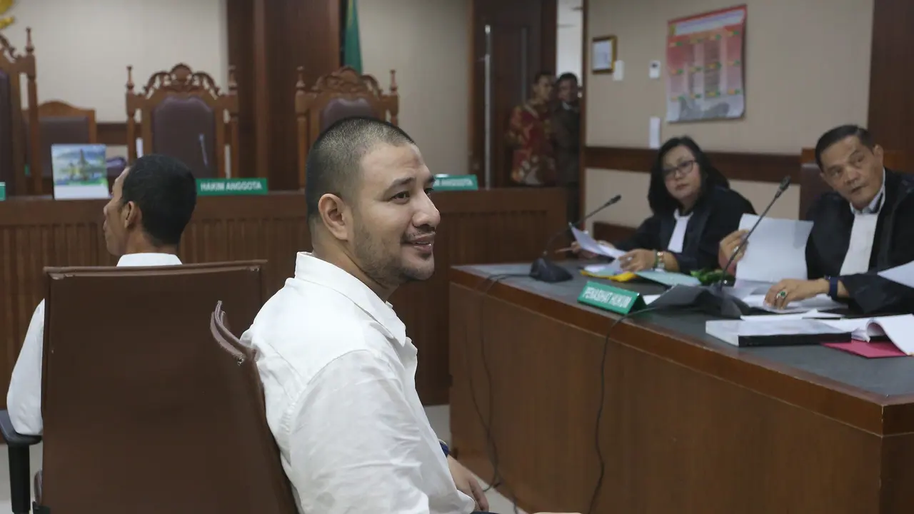 Perdana, Ammar Zoni Dihadirkan Secara Langsung pada Persidangan Kasus Peredaran Narkoba di Lapas salemba