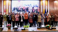 Badan Pengembangan Internasional Amerika Serikat (Usaid) bersama Amazon Web Services (AWS) dan Elitery sebagai penyedia layanan teknologi informasi meluncurkan program Talenta. Program ini  mempercepat transformasi Indonesia ke arah ekonomi digital.