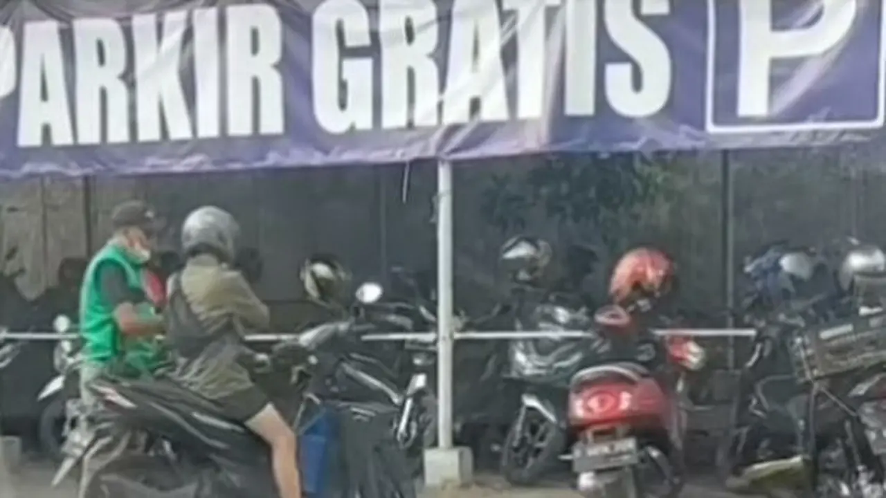 Bayar parkir (Instagram/@terangmedia)