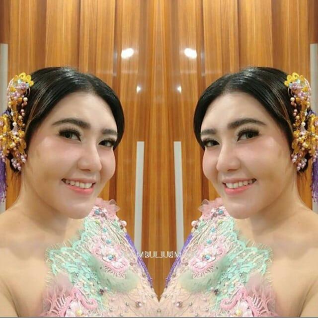 6 Gaya Via Vallen dalam Balutan Kebaya, Tampil Anggun