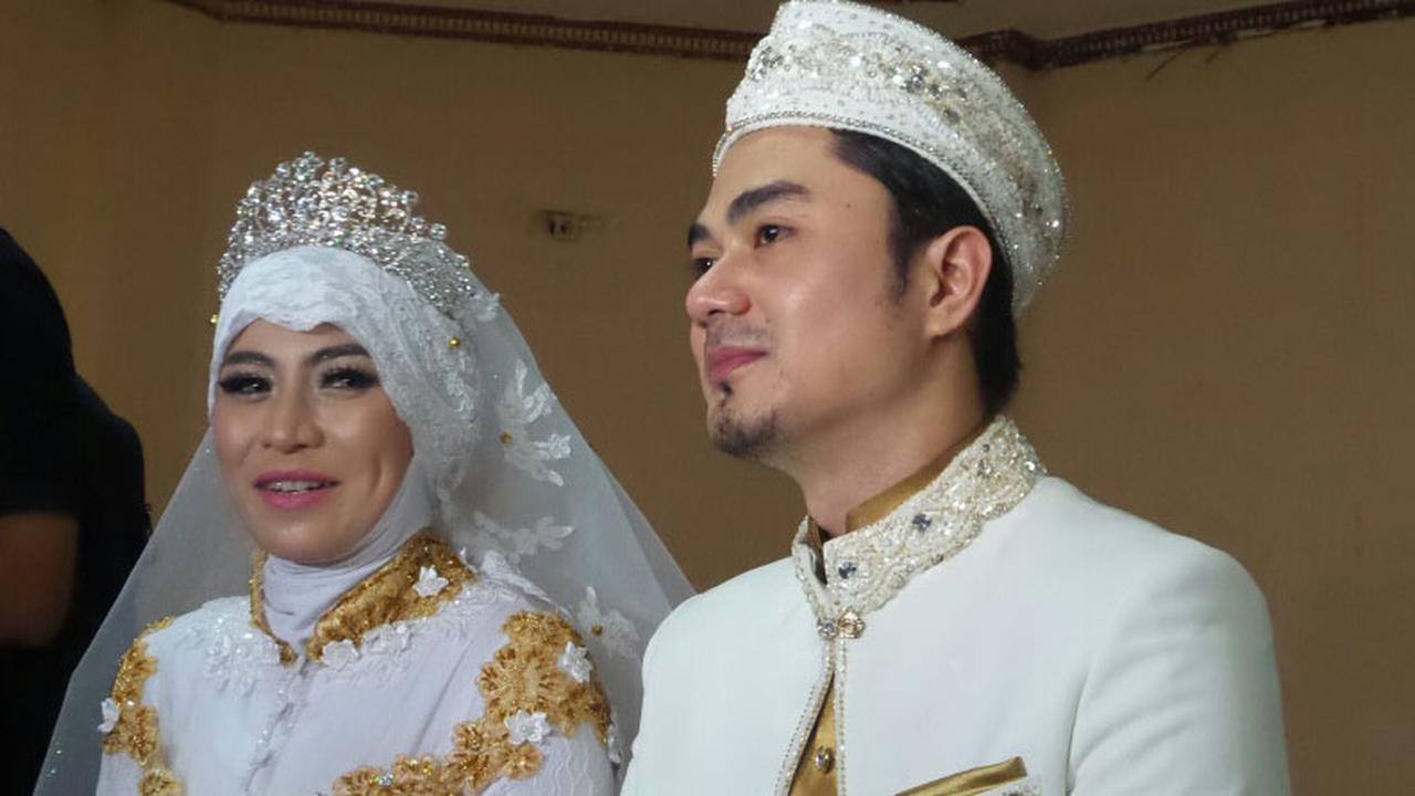 [Bintang] Cinta Penelope dan suami