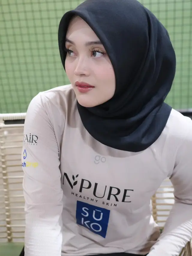 Putri Delina olahraga padel (Foto: Instagram @putridelinaa)