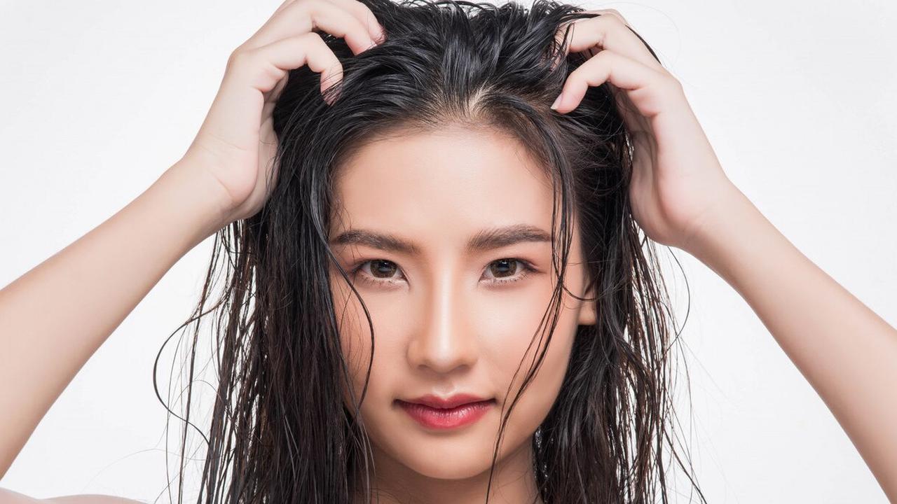 Cara Ampuh tapi Murah Menebalkan Rambut dengan Bahan Alami