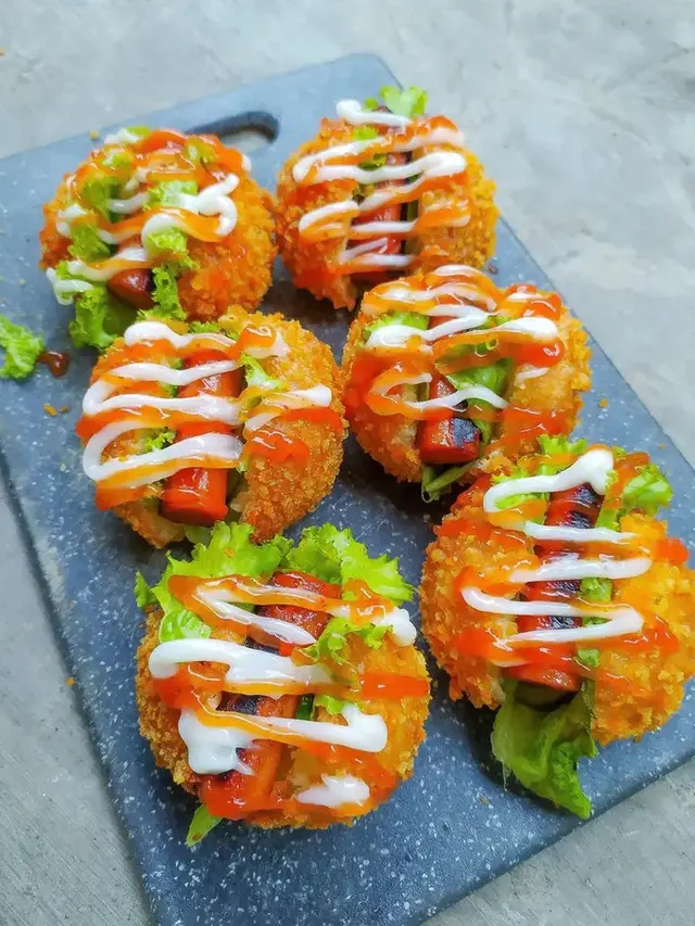 2. Donat Kentang Isi Sosis