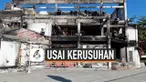 Beberapa gedung-gedung masih terlihat gosong dan tak lagi dapat difungsikan. Usai peristiwa kelam yang terjadi pada akhir Agustus saat sentimen rasisme sehingga menimbulkan amuk massa.