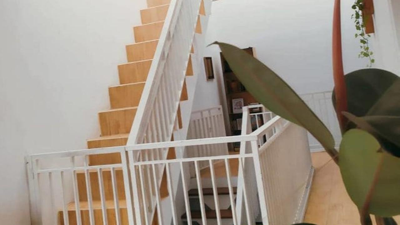 Model Tangga Rumah Minimalis 2 Lantai yang Elegan dan Fungsional