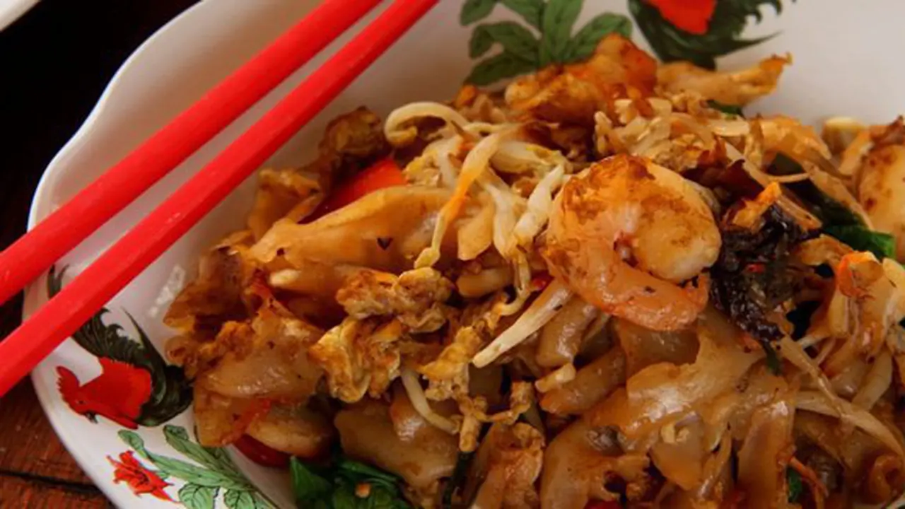 Kwetiaw goreng/copyright Shutterstock.com