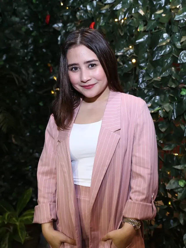 [Bintang] Prilly Latuconsina