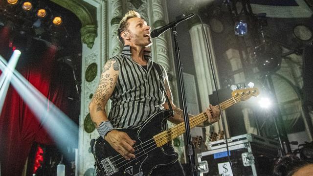 Green Day Kembali ke Akar Punk Rock dengan Tampil di Pertunjukan Kecil