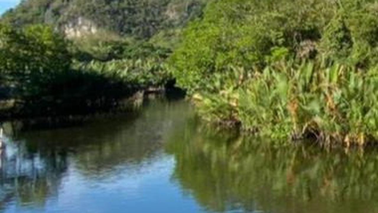 1.	Pegunungan Karst Rammang-Rammang