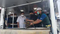 PLN bergerak cepat menyediakan dapur umum melalui foodtruck PLN untuk menyediakan kebutuhan pangan bagi para masyarakat erupsi Gunung Semeru. (Dok PLN)