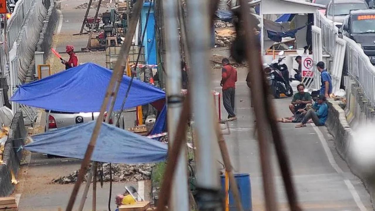 Pembangunan LRT Jakarta Phase 1B akan memakan waktu sampai tahun 2024 hingga 2026.<br>