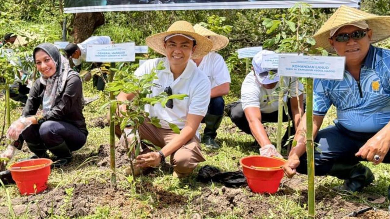 Injourney Airports Gelar Penanaman Ribuan Pohon di Area Bandara Lombok dan Gunung Bongak