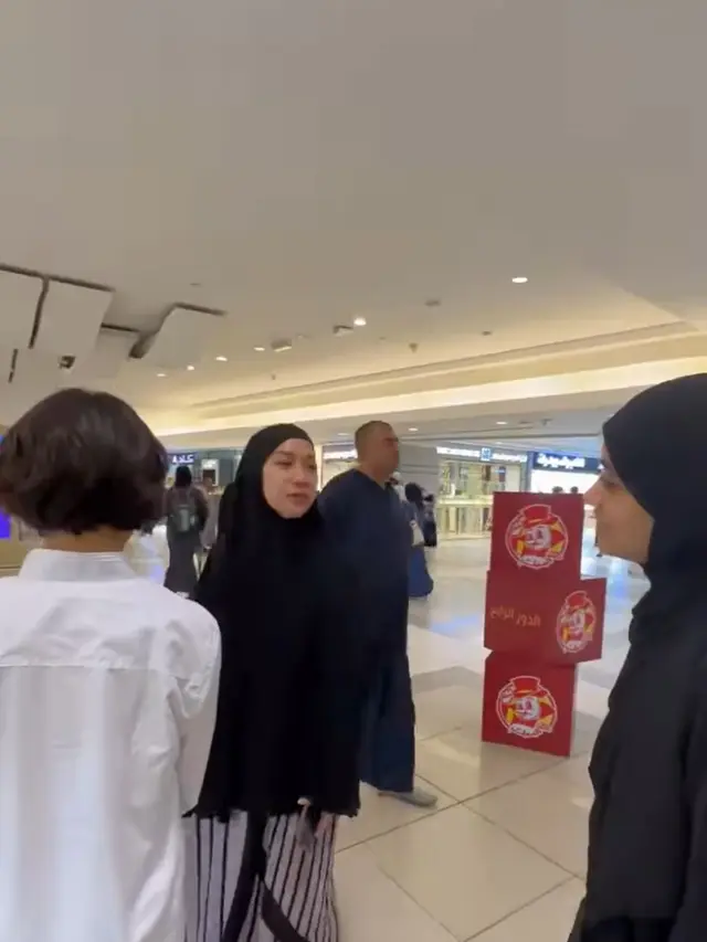 BCL dan Ayudia bertemu di Mekkah