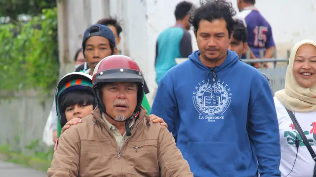 Adegan film Perjalanan Pertama
