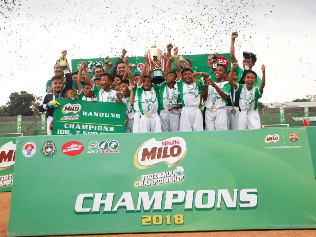 SDN Conggeang 1 Sumedang Raih Juara MILO Football Championship Bandung 2018 Indonesia Bola