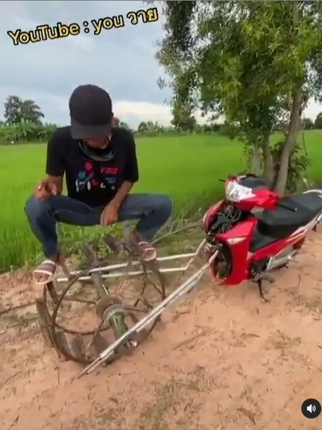 7 Potret Modifikasi Roda Sepeda Motor Ini Bikin Tepuk Jidat