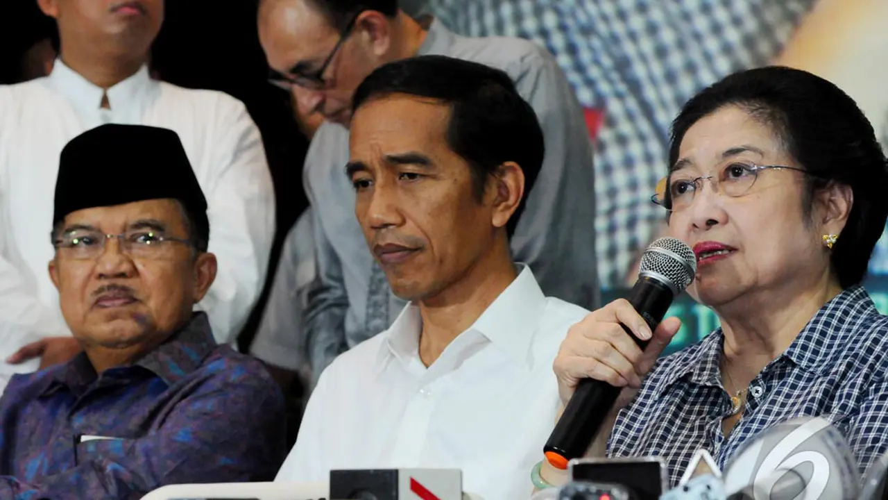 Senyum Megawati Sambut Kemenangan Jokowi-JK