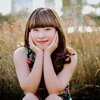 ilustrasi perempuan/Photo by Khoa Pham on Unsplash