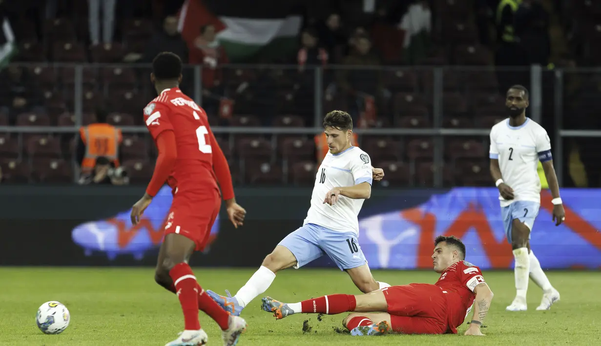 Swiss bahkan bisa melepas total 16 tembakan dengan 9 tembakan tepat sasaran. (Salvatore Di Nolfi/Keystone via AP)