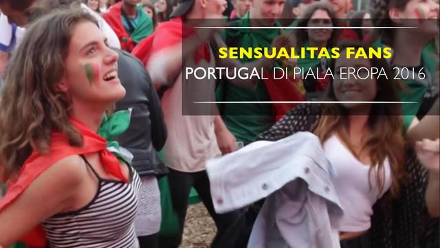 Seorang fans cantik yang menari di area Fanzone kota Paris.