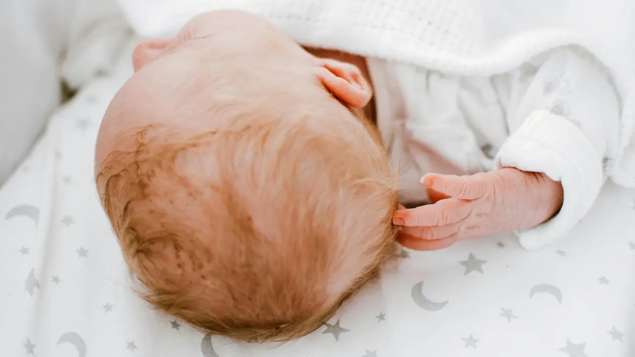 5 Cara yang Benar Mengukur Lingkar Kepala Anak untuk Memantau Pertumbuhannya