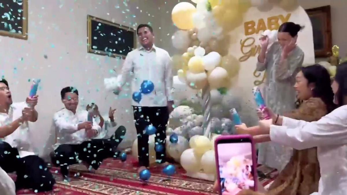 Momen Gender Reveal Nabila Sudiro, Tora Sudiro Bakal Punya Cucu Laki-Laki