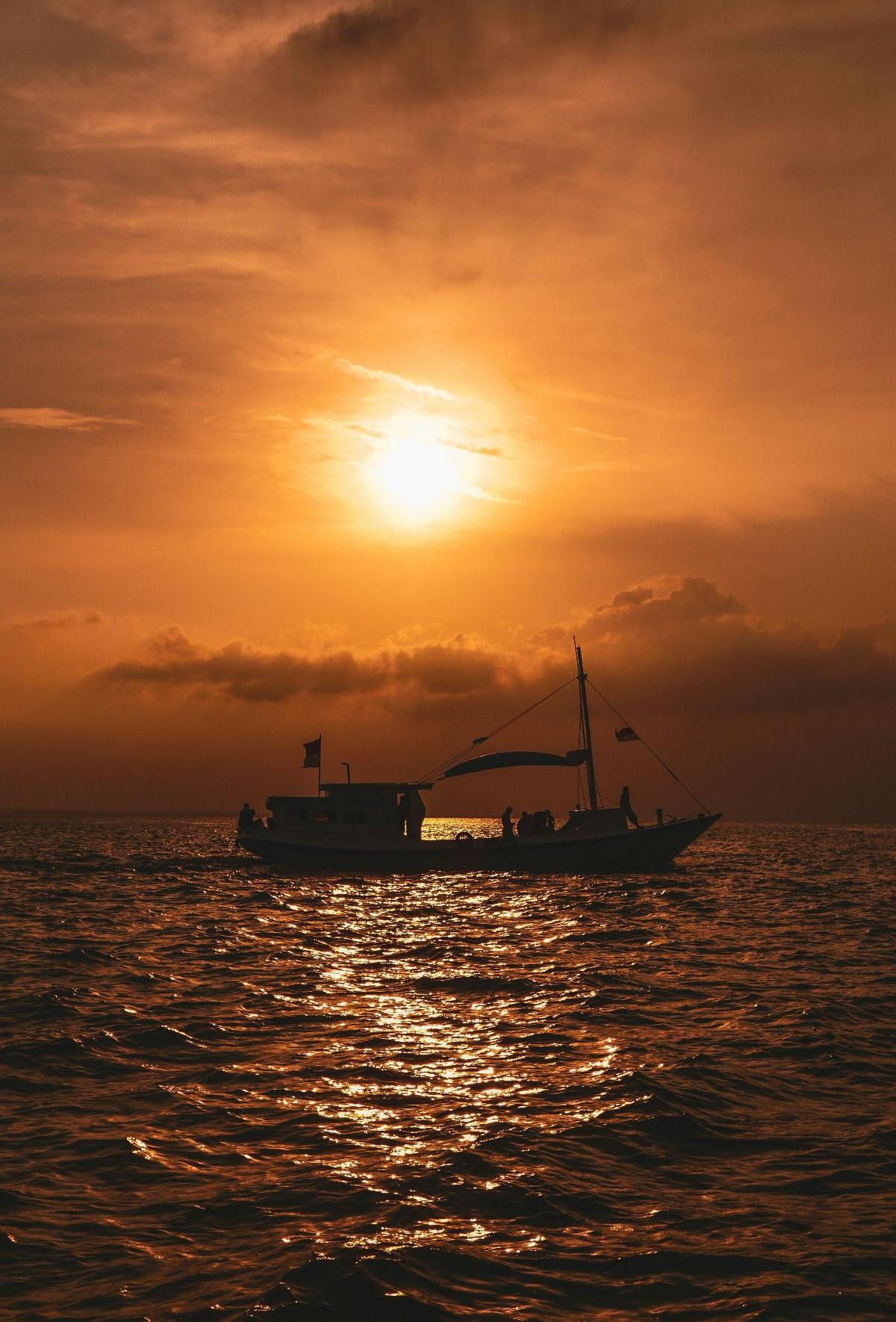 90 Quotes Sunset Estetik untuk Caption, Penuh Makna Indah