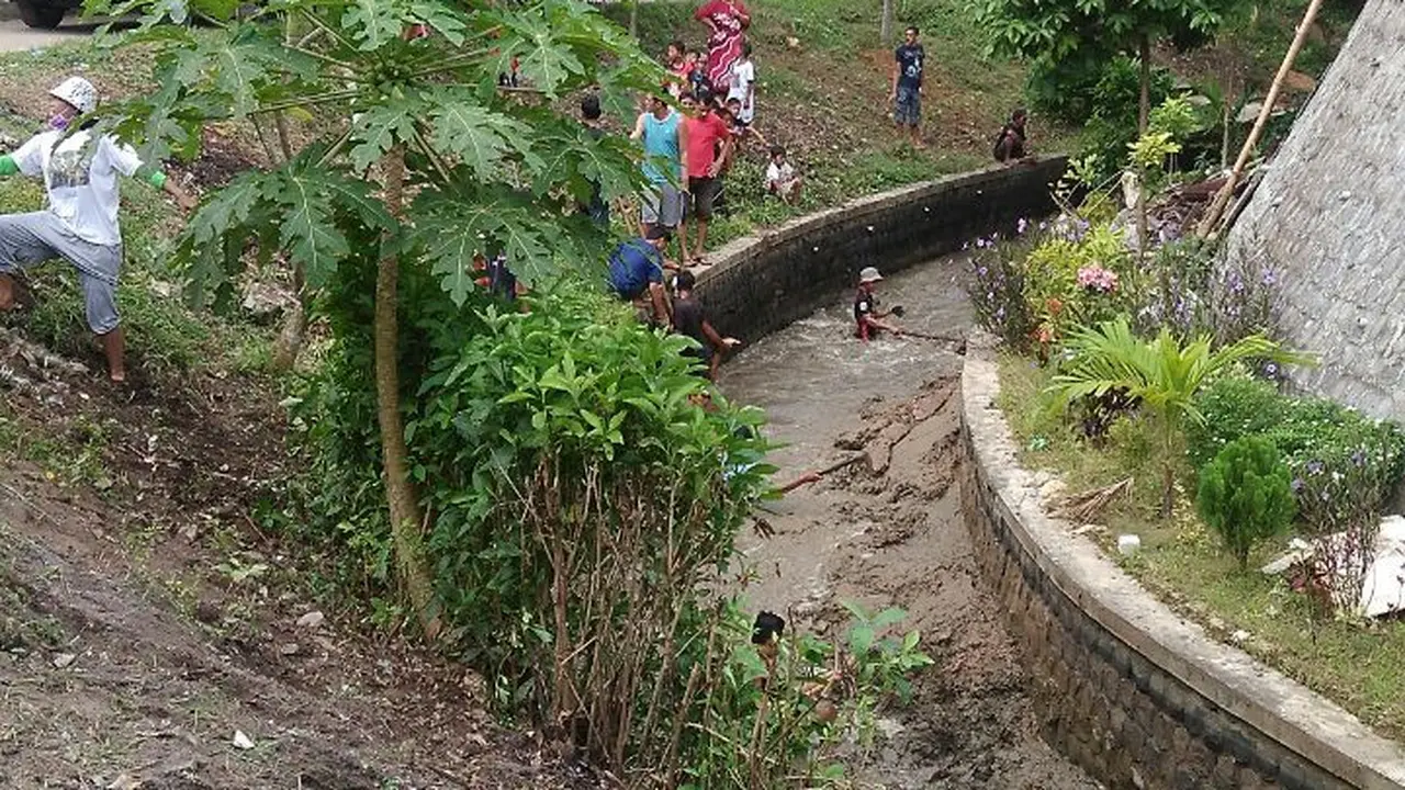 sekolah sungai