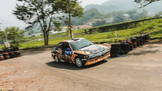Dewa United Motorsport X MSRT