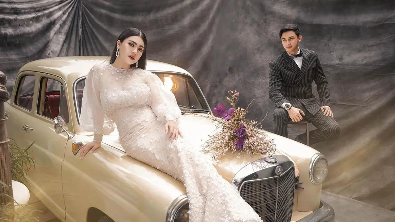 Immanuel Caesar Hito dan Felicya Angelista. (Foto: Fandy Susanto, dari Instagram @felicyangelista_)