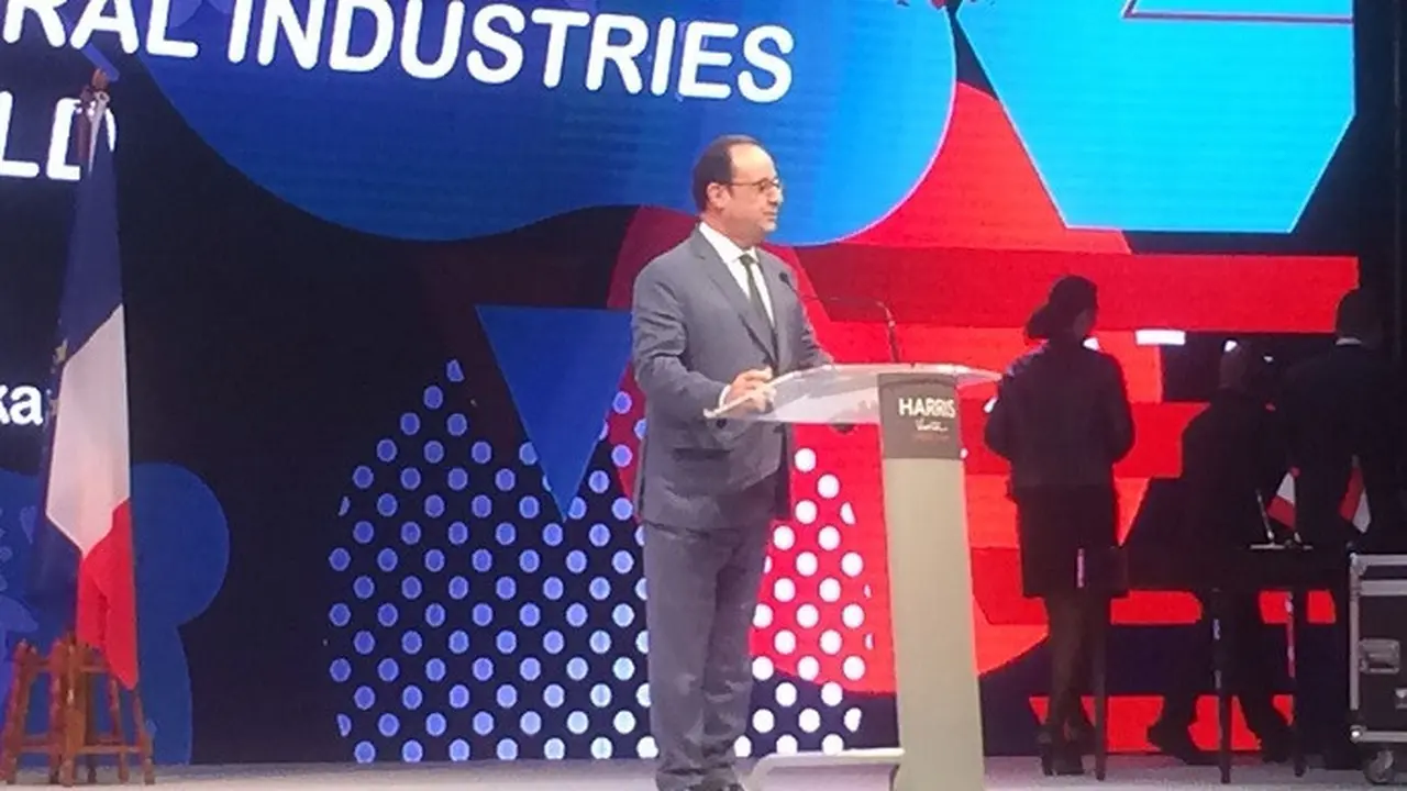Presiden Prancis Francois Hollande saat berpidato di Hotel Harris Versa, di bilangan Harmoni, Jakarta Pusat