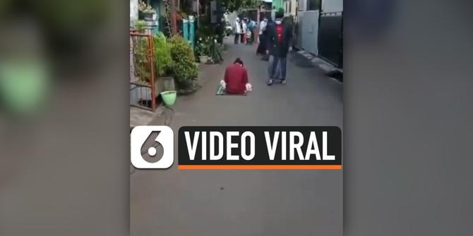 VIDEO: Viral, Pemuda Tertidur di Jalan Hingga Sholat Ied Selesai