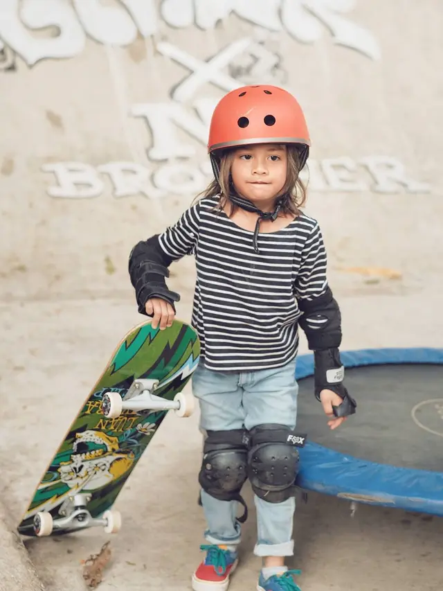 Masih Berusia 4 Tahun, Ini 6 Potret Bjorka Anak Ringgo Agus Rahman Main Skateboard