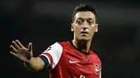 Ozil Dapat Dukungan Dari Penggawa Jerman