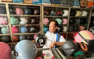 Beli Helm Tanpa Ribet Uang Tunai, Cukup Pakai QRIS