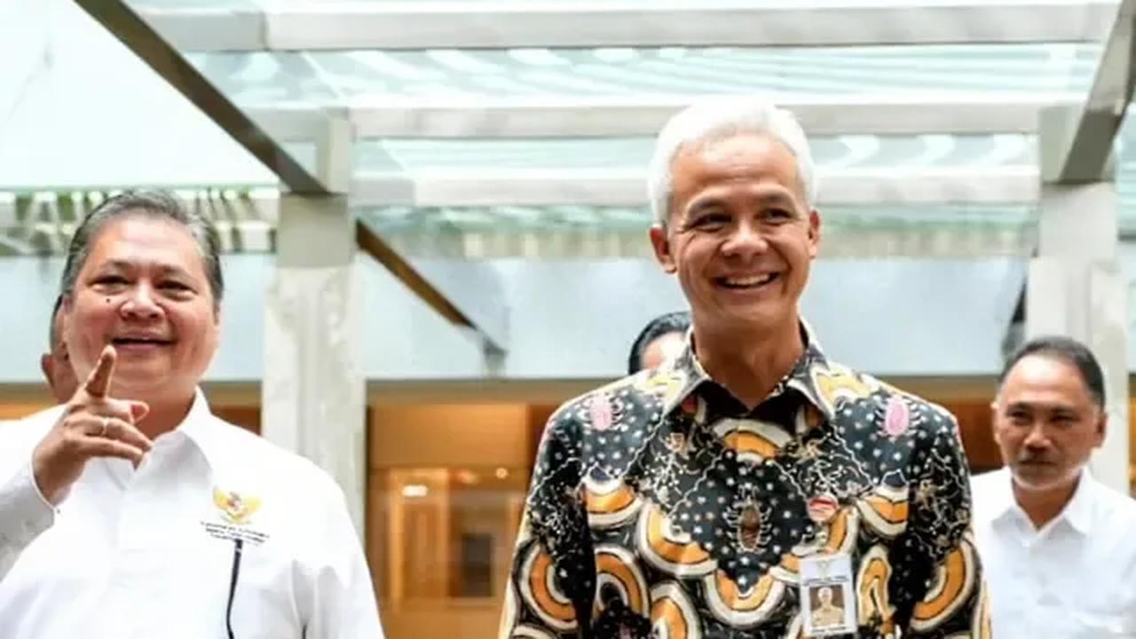 Tapi seandainya tidak, ujar dia, jalan keluar berikutnya, tim ekonomi yang harus kuat.