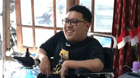 Kisah Inspiratif Rasha, Penyandang Disabilitas yang Lolos Teknik Fisika UGM