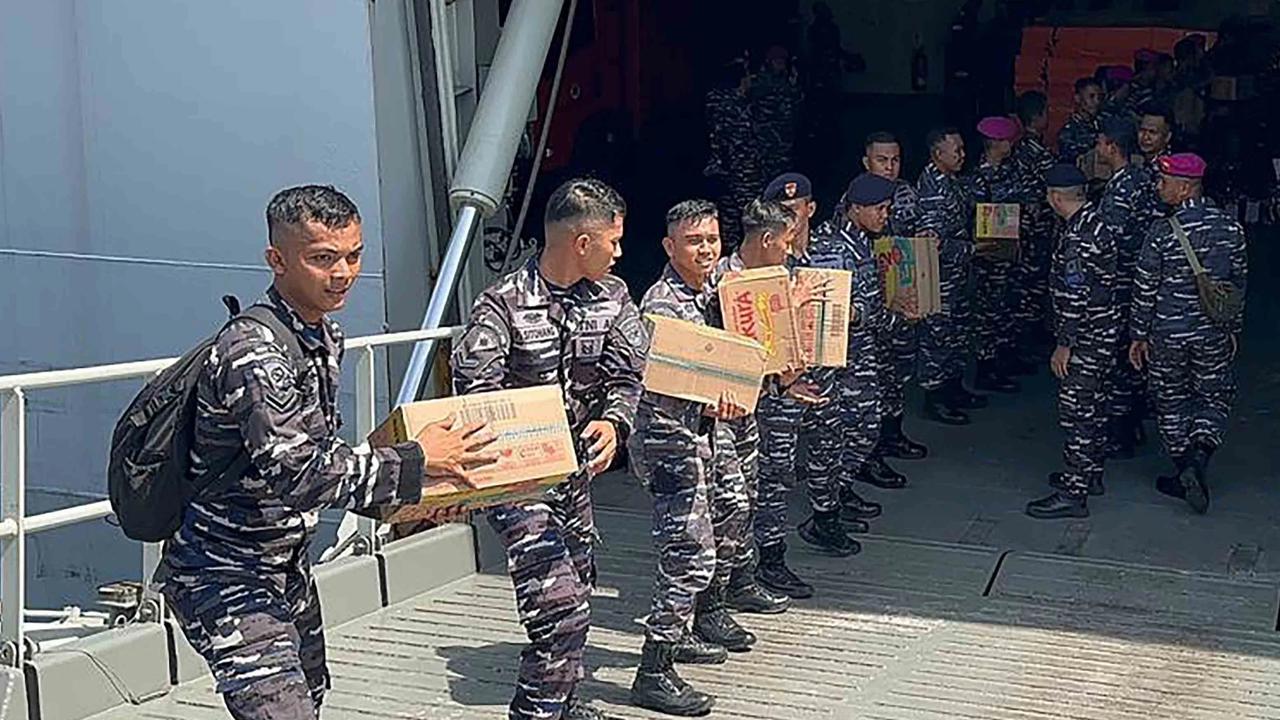 FOTO: TNI AL Tingkatkan Distribusi Bantuan Kemanusiaan di Sumatera