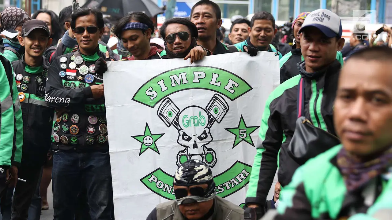 Ratusan Pengemudi GrabBike Gelar Unjuk Rasa