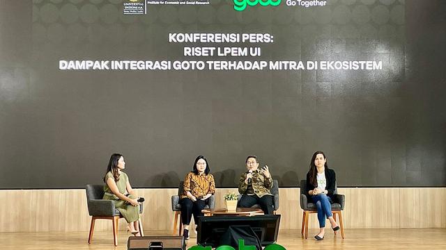 Konferensi pers Riset LPEM UI Goto