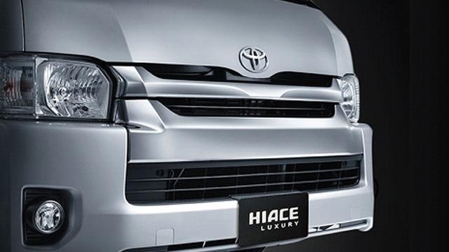 Toyota Hiace Luxury