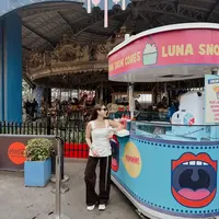 Menariknya, di tengah aktivitas momong buah hati, Jessica Mila tetap tampil stylish dengan outfit yang terlihat effortless namun tetap on point. [@jscmila].