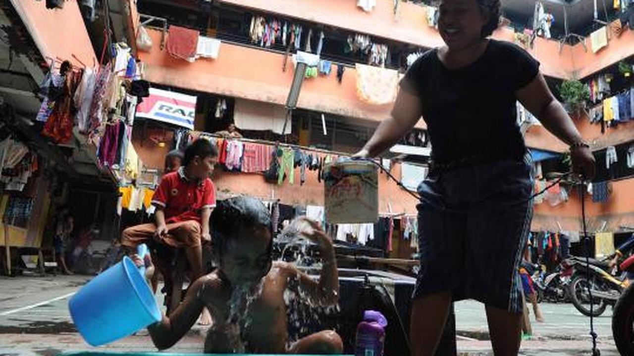 Warga Tambora kesulitan air bersih