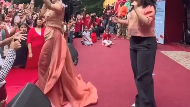 Krisdayanti dan Amora Lemos (Instagram/krisdayantilemos)