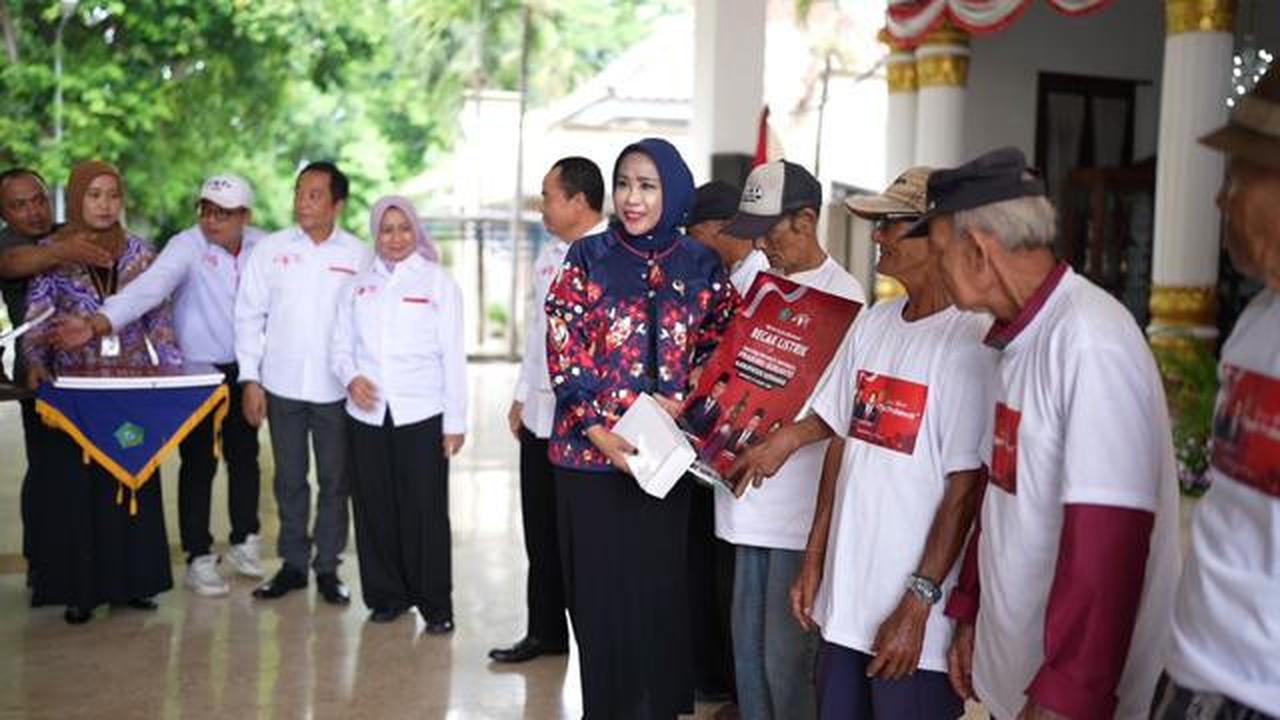 Dapat Becak Listrik Gratis, Penarik Becak Sidoarjo Berkumpul dan Panjatkan Doa untuk Presiden Prabowo
