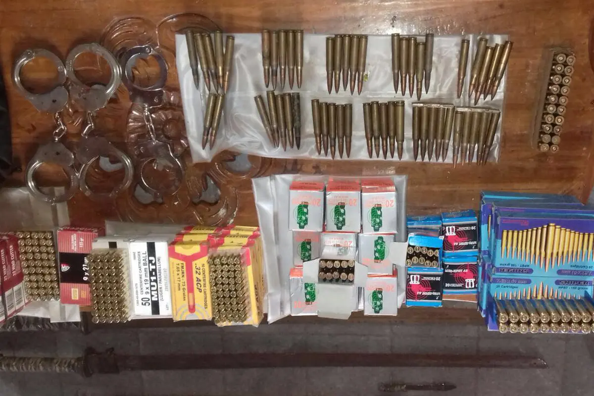 Ribuan Amunisi Pensiunan Polisi