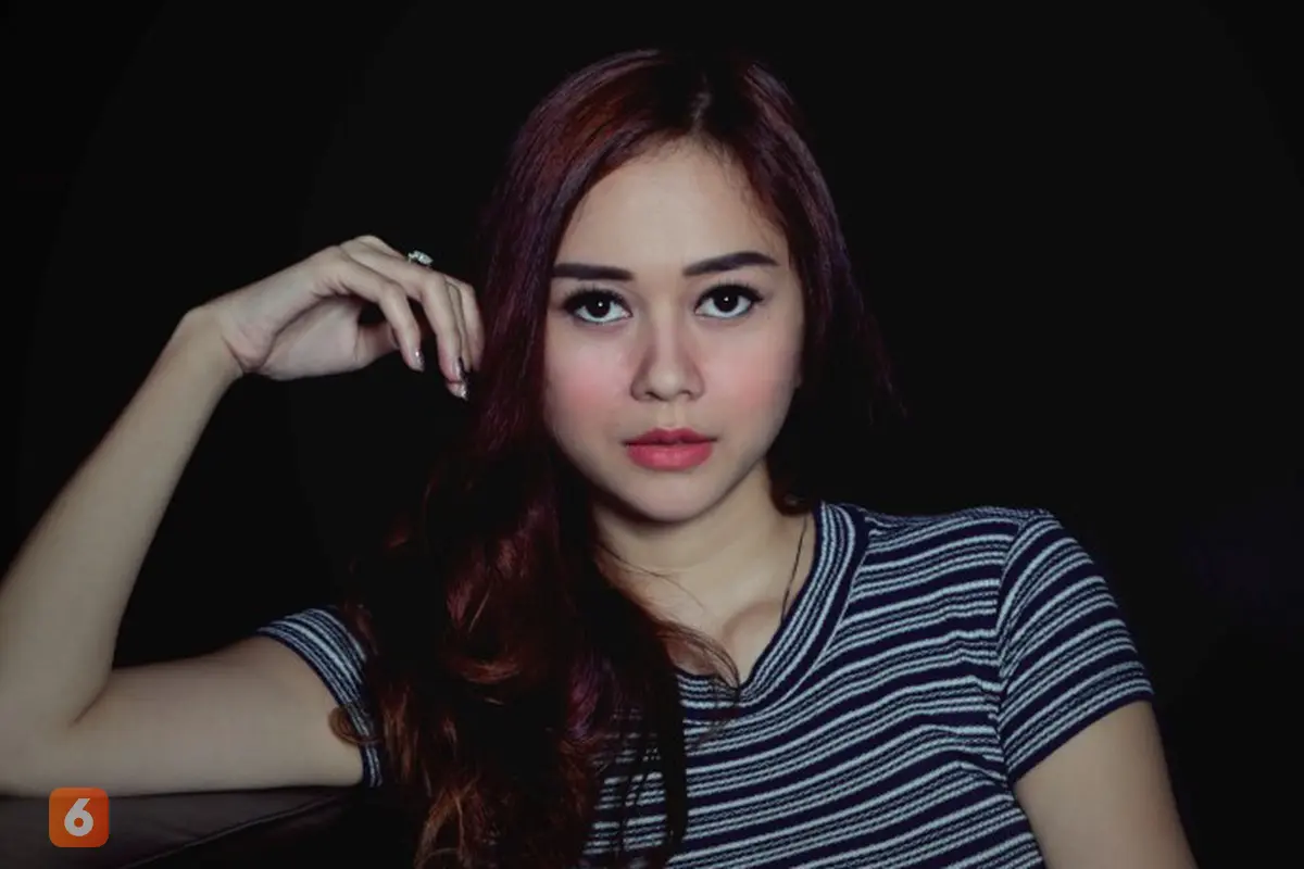 [Bintang] Aura Kasih